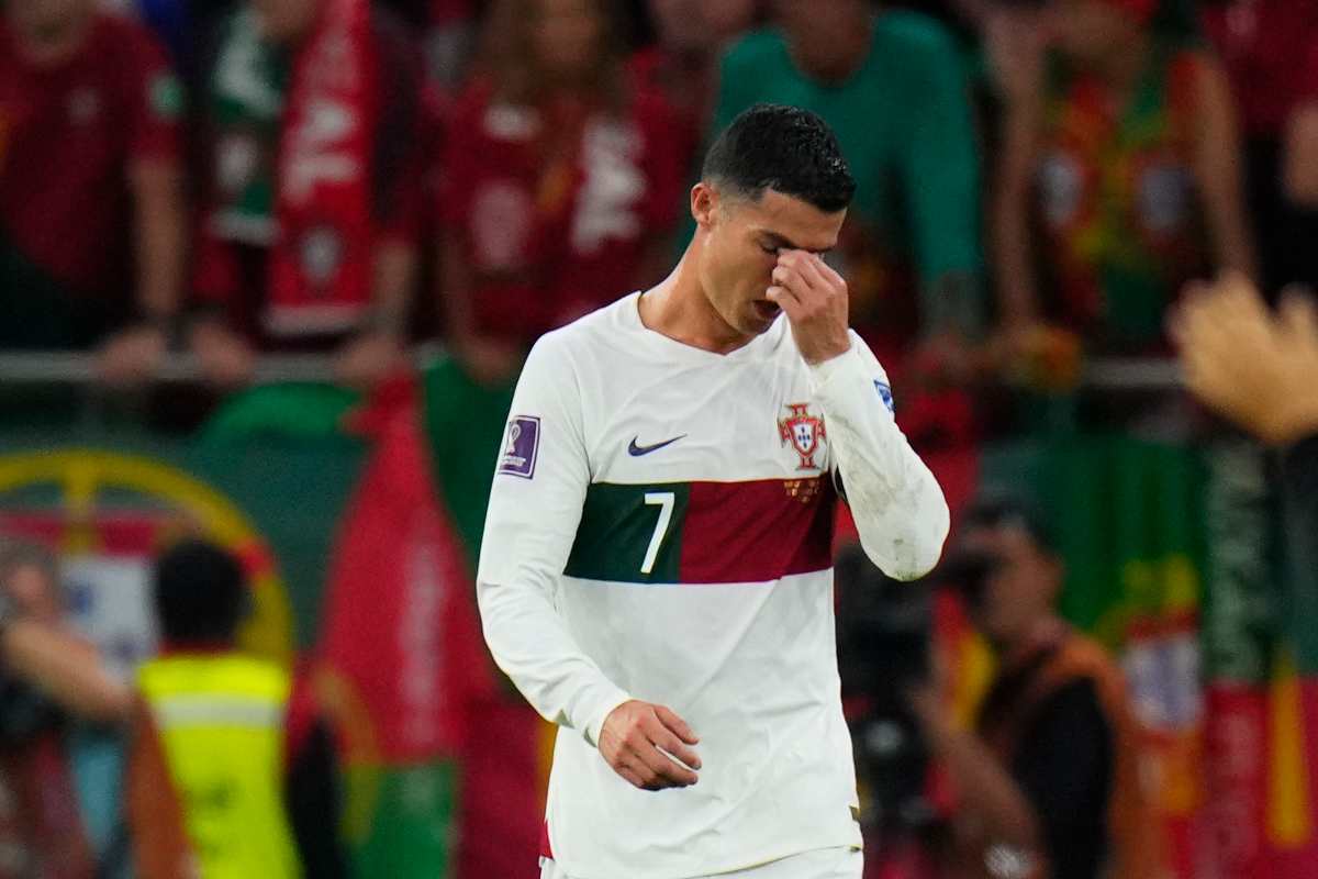 Cristiano Ronaldo annuncia il ritiro.