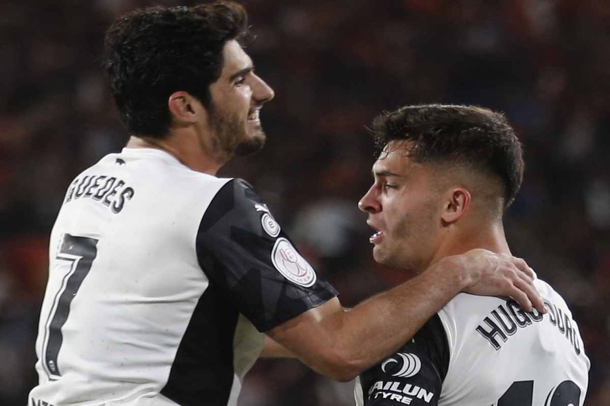 Goncalo Guedes., , al centro del mercato. 