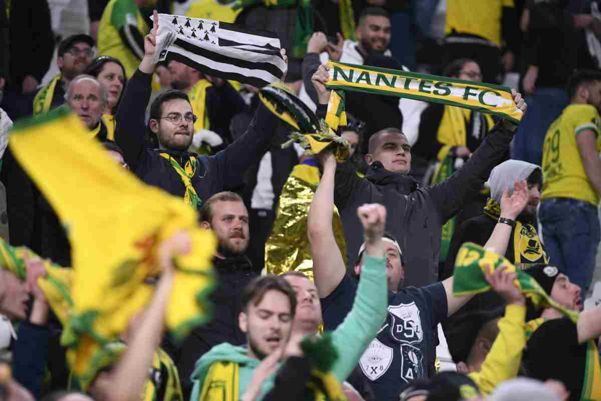 I Tifosi del Nantes hanno cantato agli juventini "serie B, serie B".