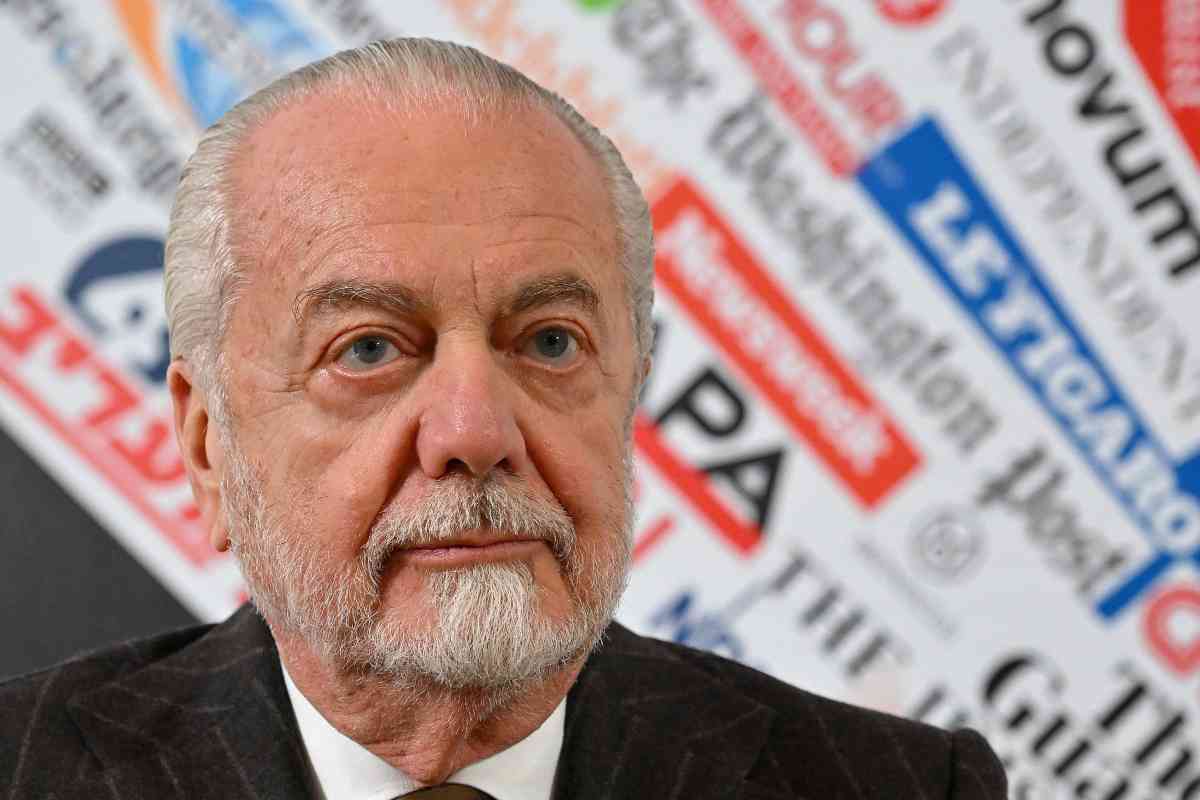 De Laurentiis valuta la cessione del Napoli