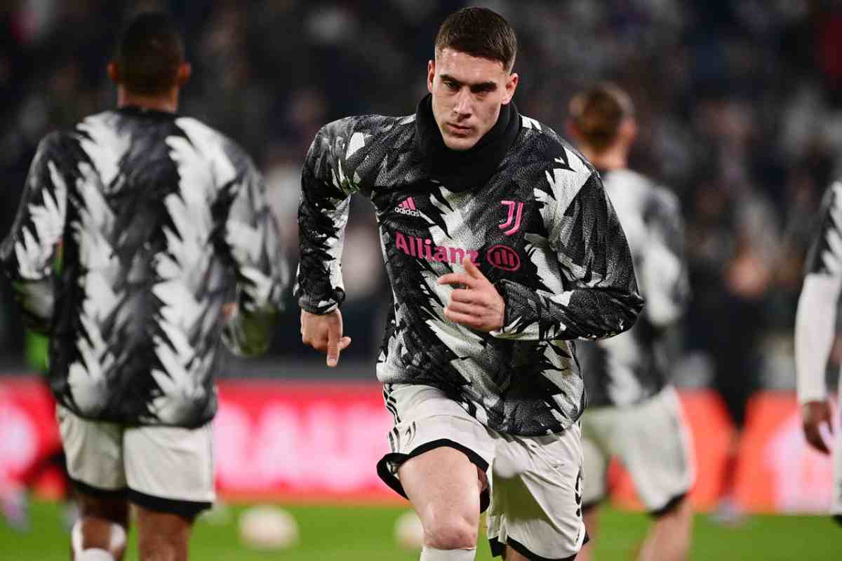 Calciomercato Vlahovic Newcastle Juve