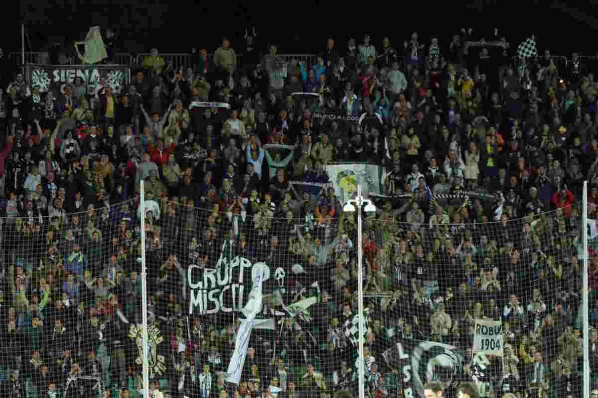 curva siena - foto lapresse