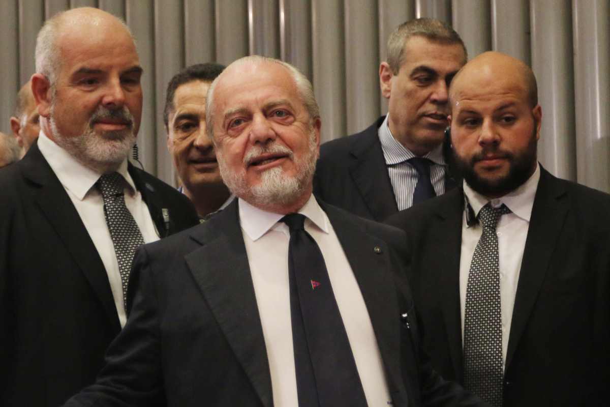 de laurentiis scontri napoli tifosi