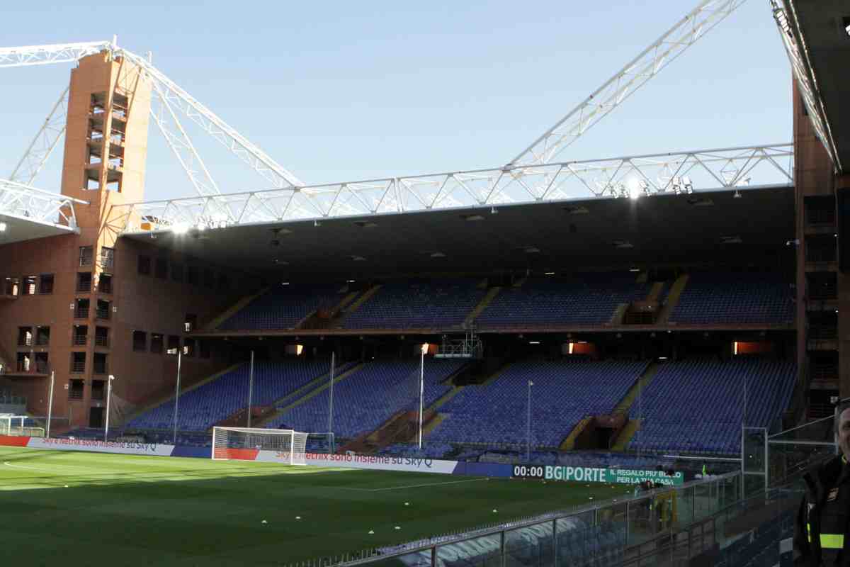 Lo stadio Ferraris ospita Genoa e Sampdoria.