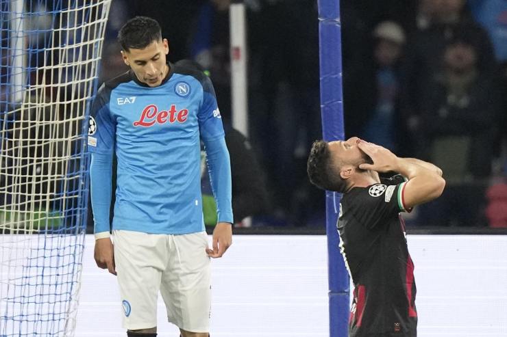 I tifosi del Napoli non hanno ancora dimenticato l'eliminazione dalla Champions