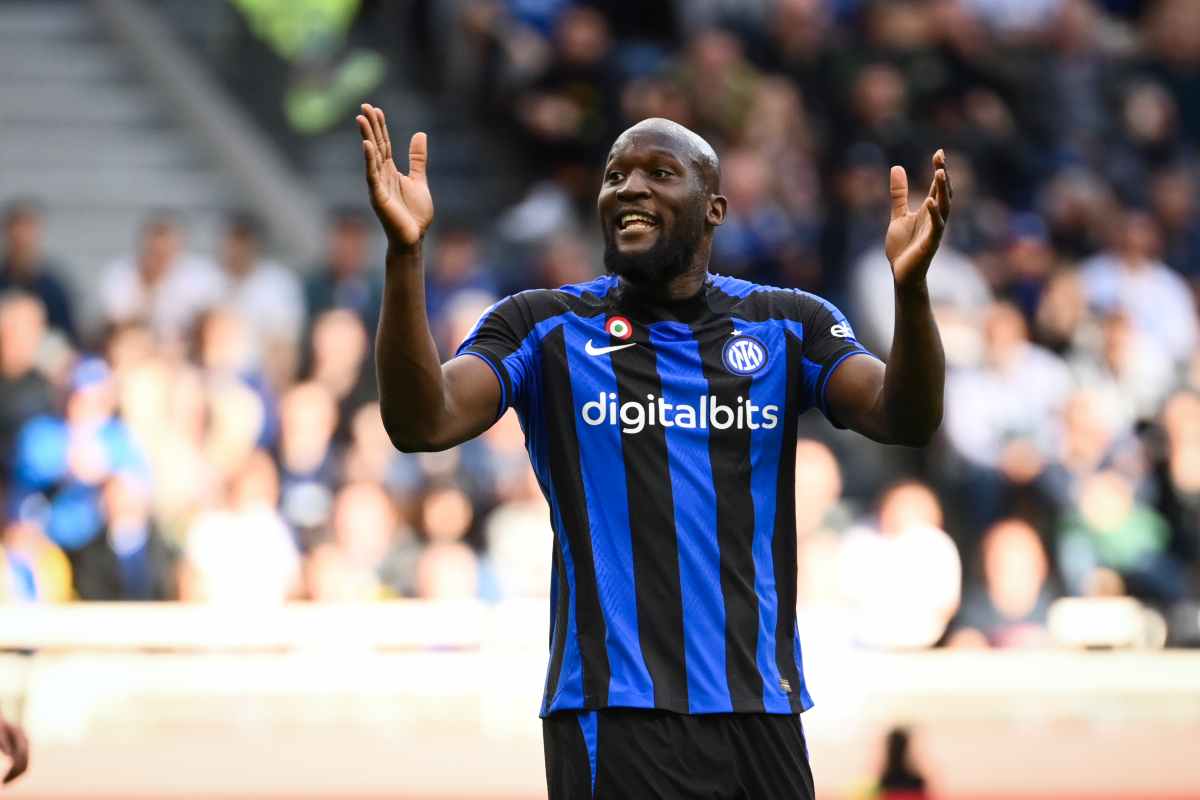 Romelu Lukaku lascia l'Inter