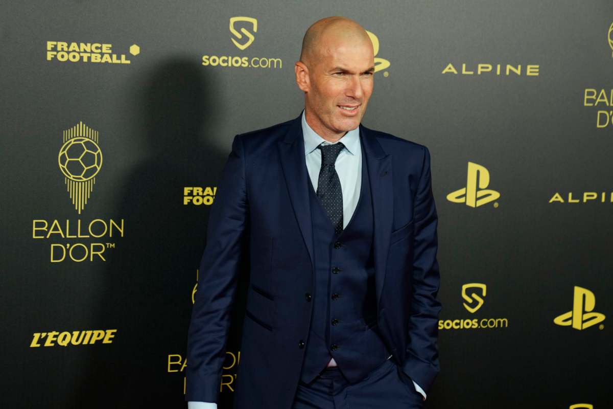 Offerta ufficiale per Zidane