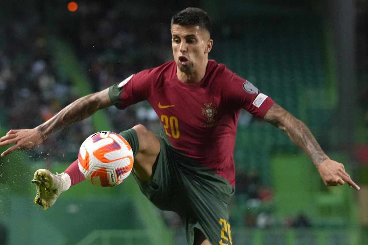 Calciomercato Cancelo Barcellona Manchester City