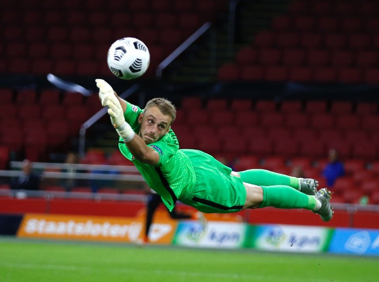 Papera del portiere Cillessen