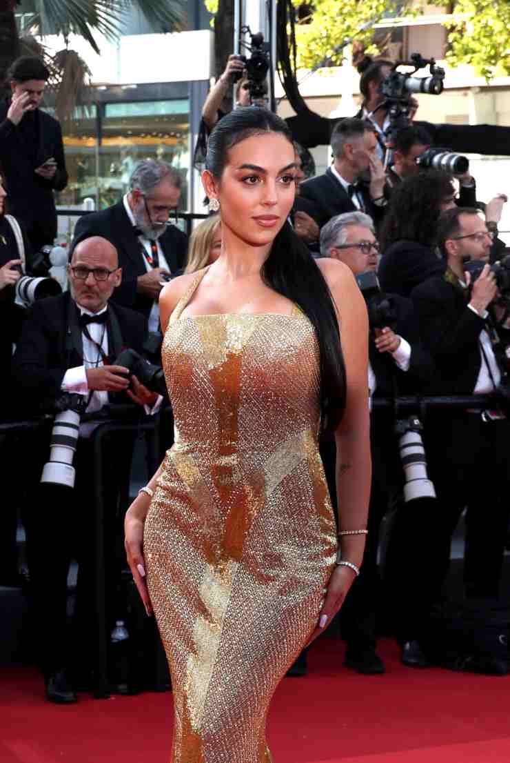 Georgina Rodriguez, gli scatti da Cannes