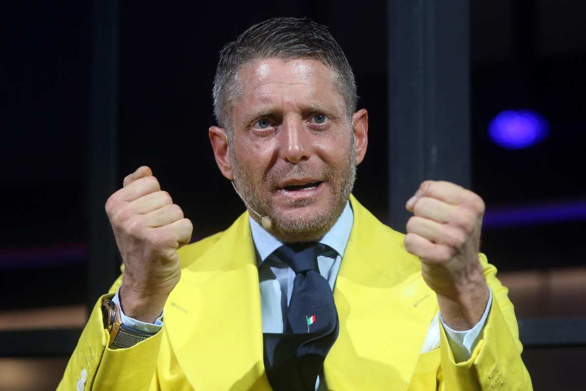 Lapo Elkann punge il Napoli