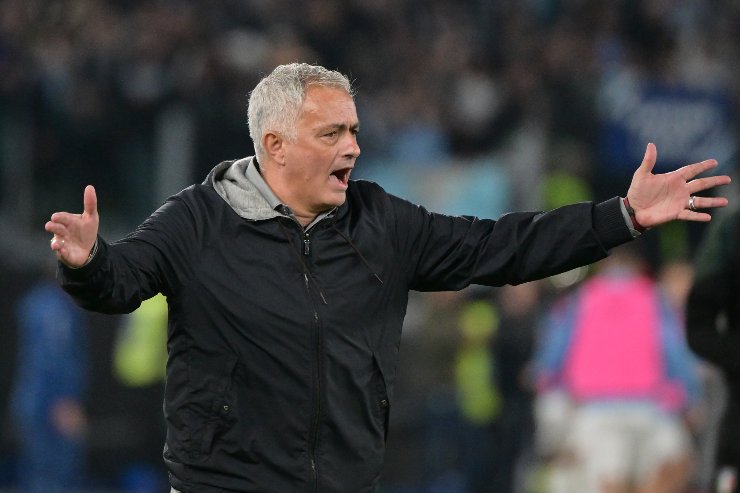 Mourinho addio Roma