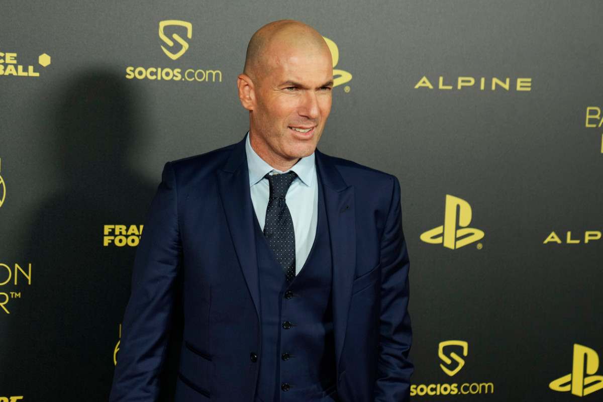 Zinedine Zidane si offre alla Juve: romantico ritorno in vista?