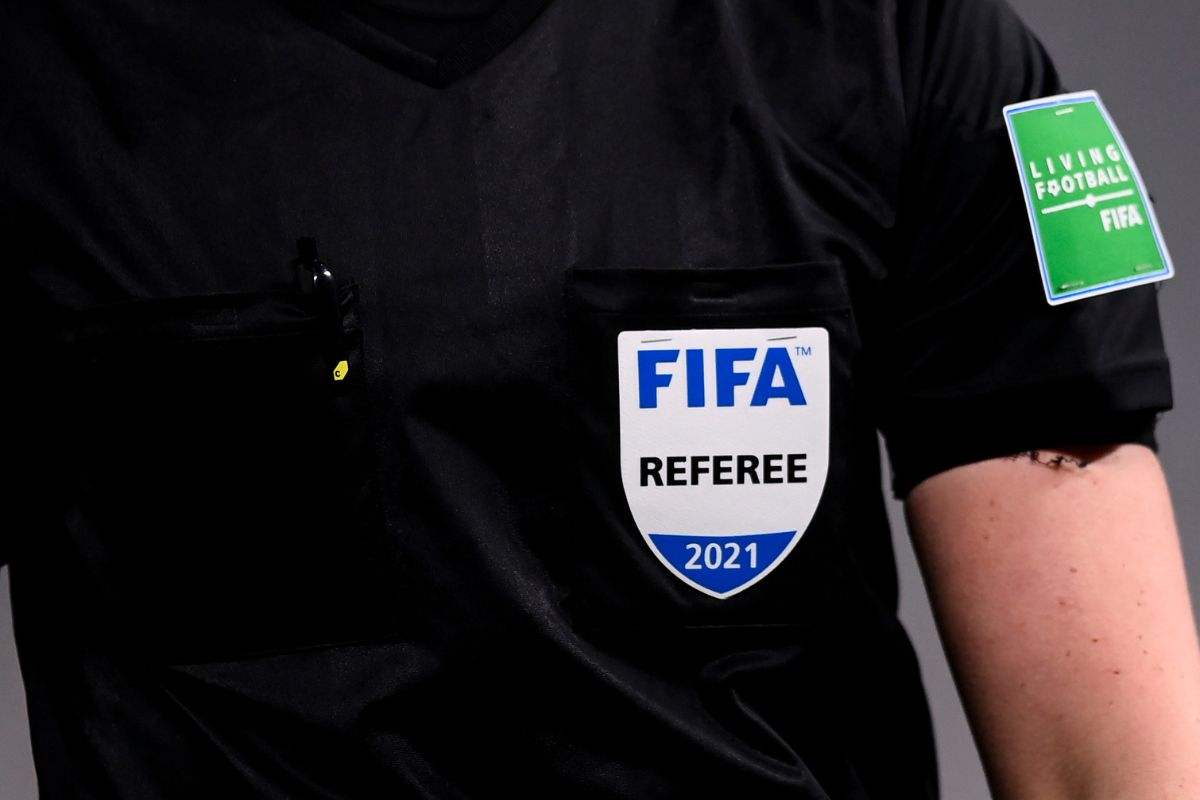 Arbitro Piero Maza