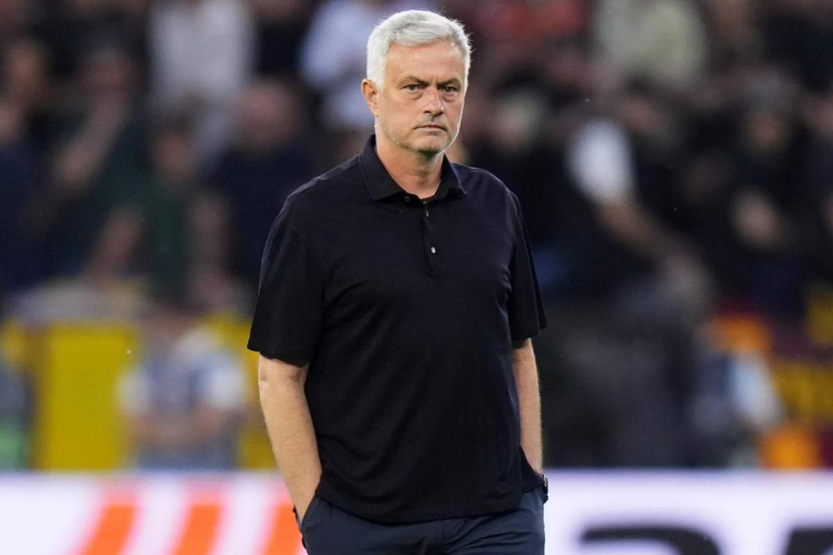 Mourinho squalifica