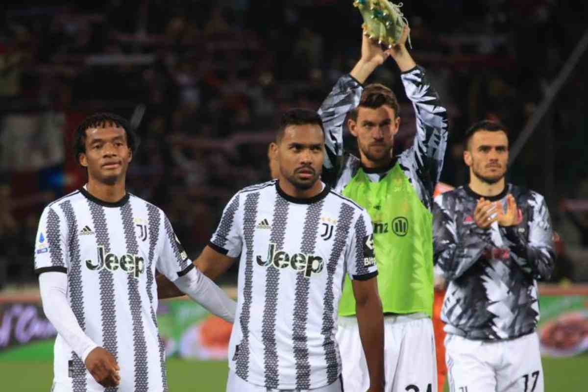 Un anno squalifica Juve