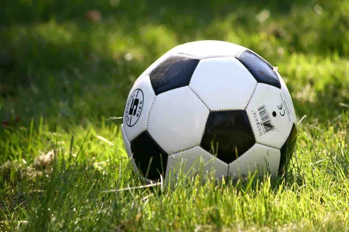 Mondo del calcio sotto choc, condannato a 18 mesi