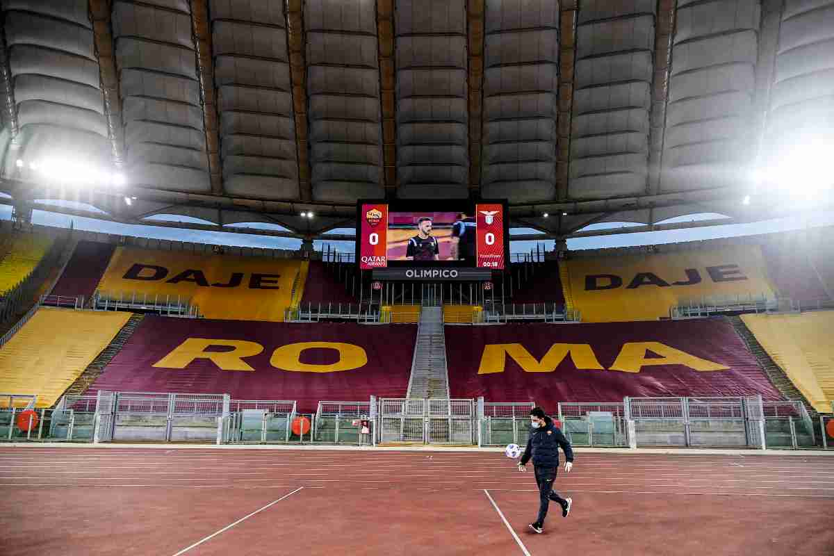 Roma, nuova maglia: il richiamo al passato