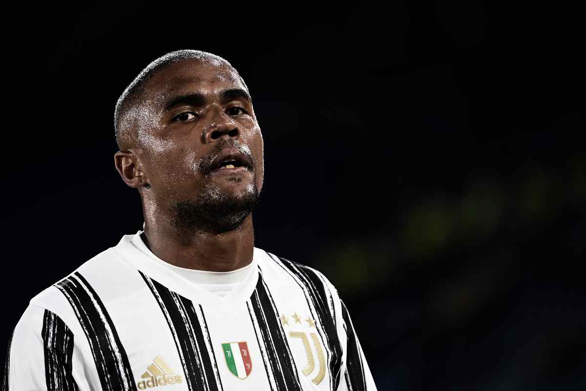 Douglas Costa Arabia