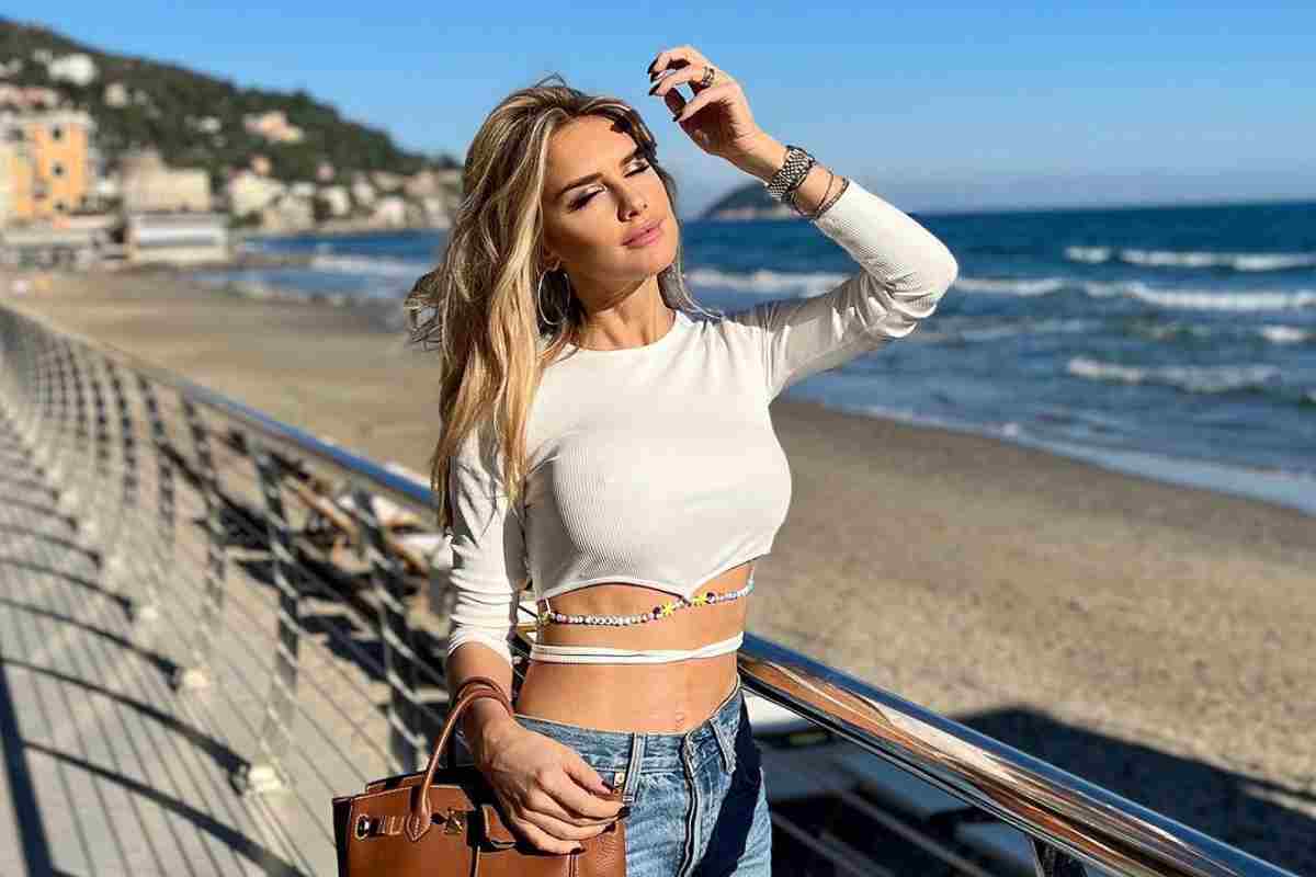 Michela Persico foto al mare