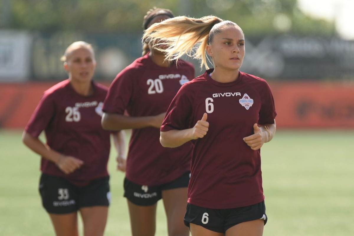 Calcio femminile, decisione clamorosa