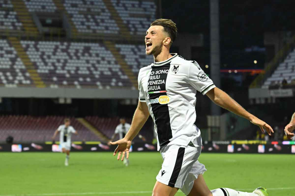 Samardzic soffiato alla Juve