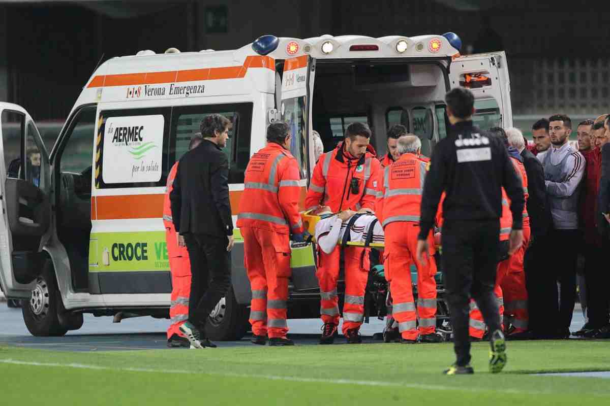 Vergogna in Italia: 15enne picchiato selvaggiamente durante la partita Allievi - calcionow.it 23112023 ambulanza