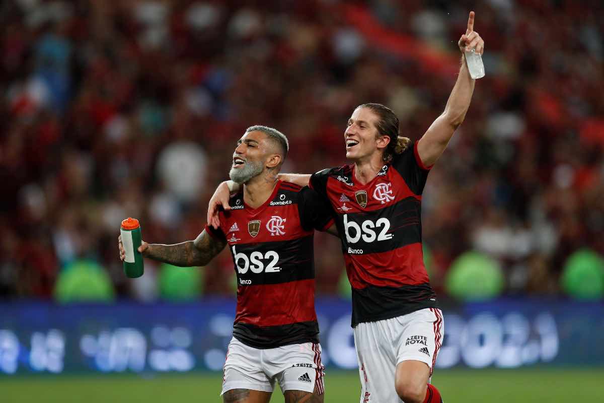 Addio al calcio per il brasiliano Filipe Luis