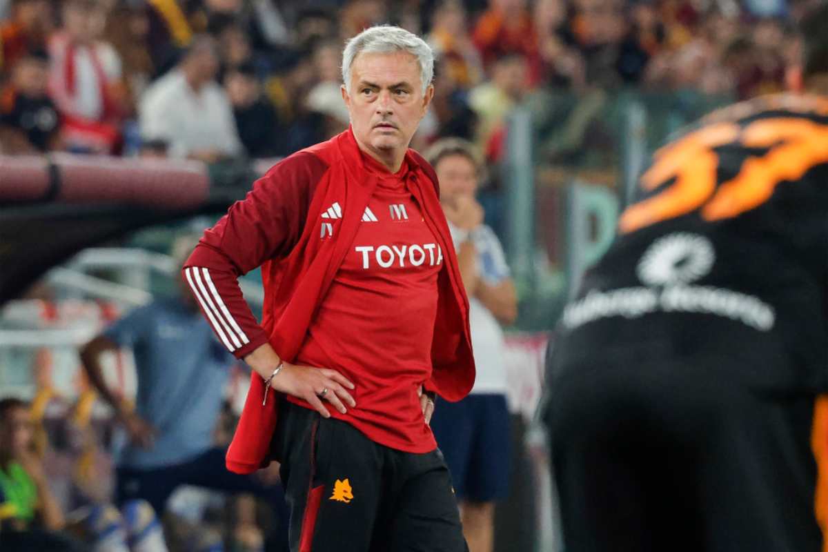 Salta tutto alle firme, Mourinho è furibondo