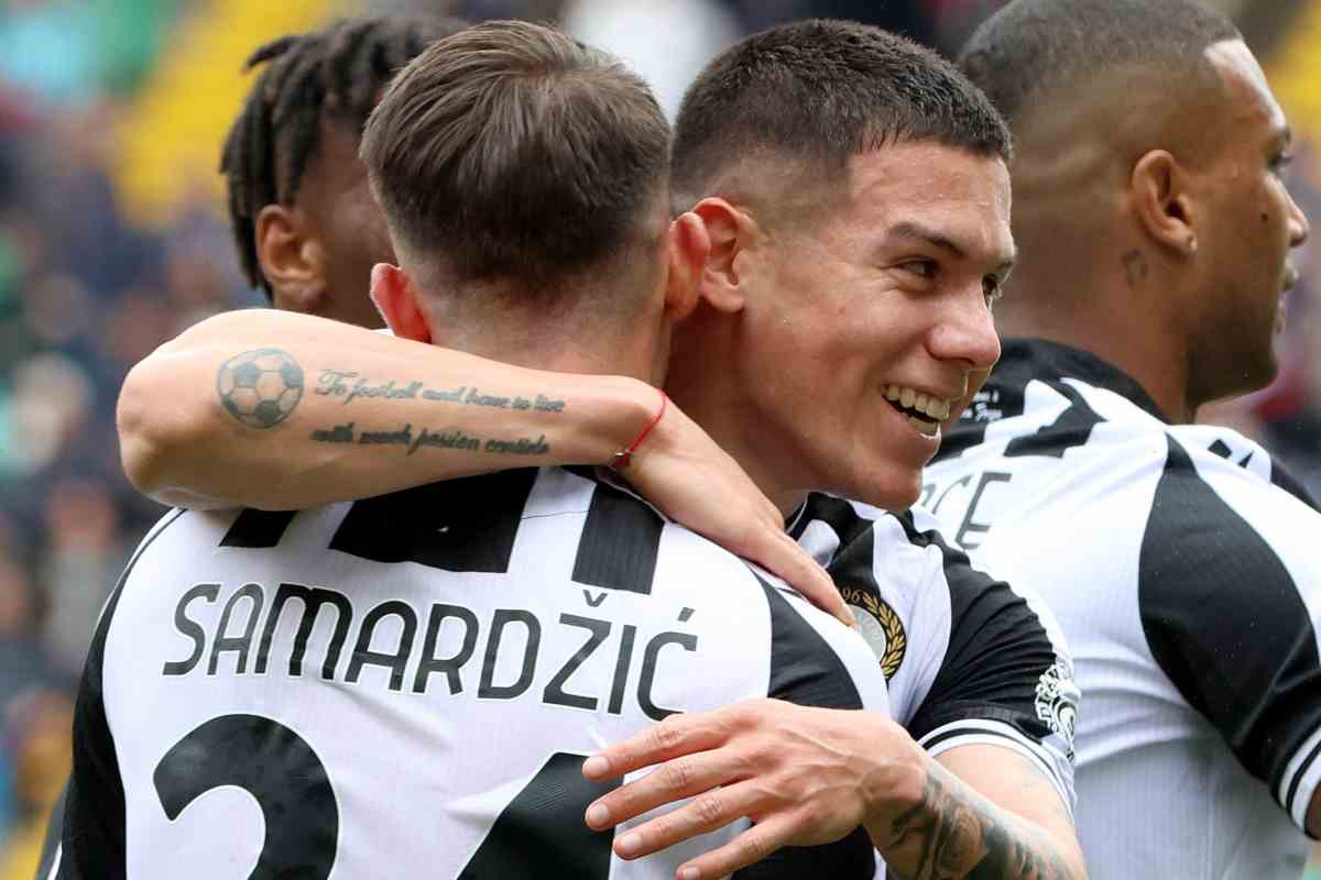 Calciomercato Napoli, doppio colpo Samardzic e Perez