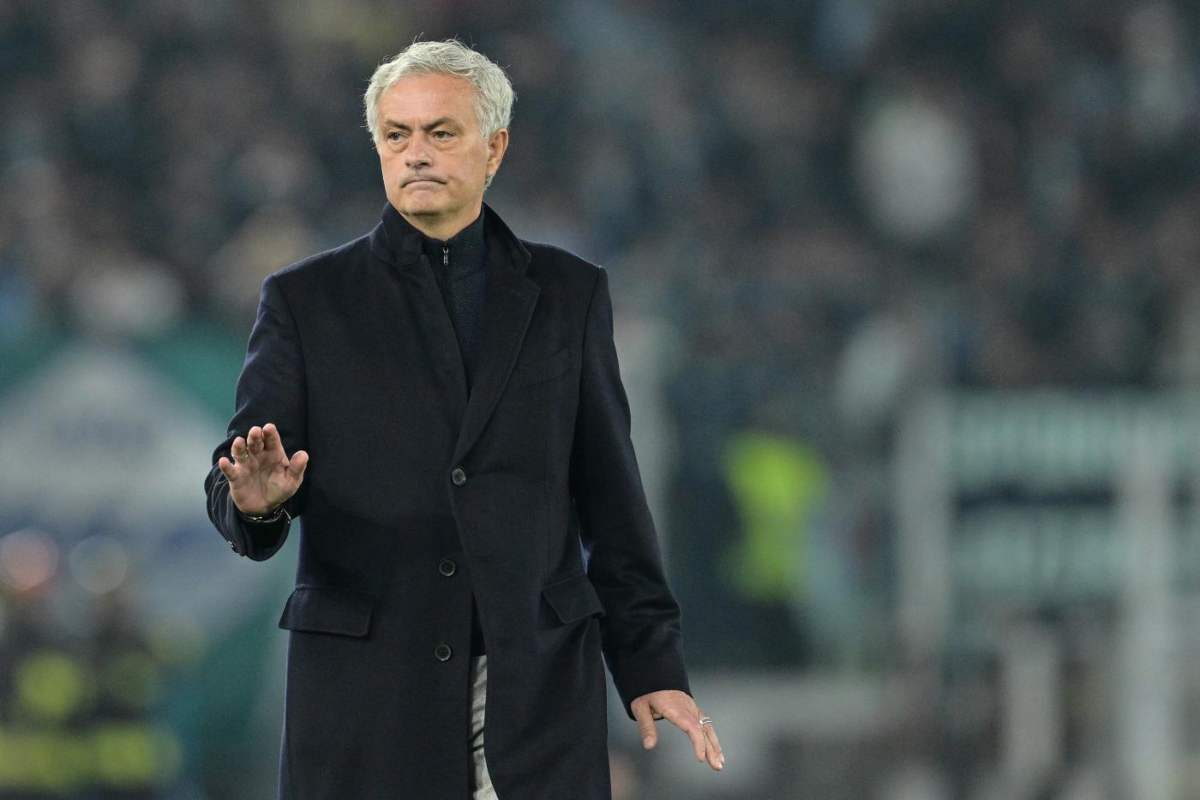 Mourinho è stato esonerato a causa delle sconfitte con Lazio e Milan
