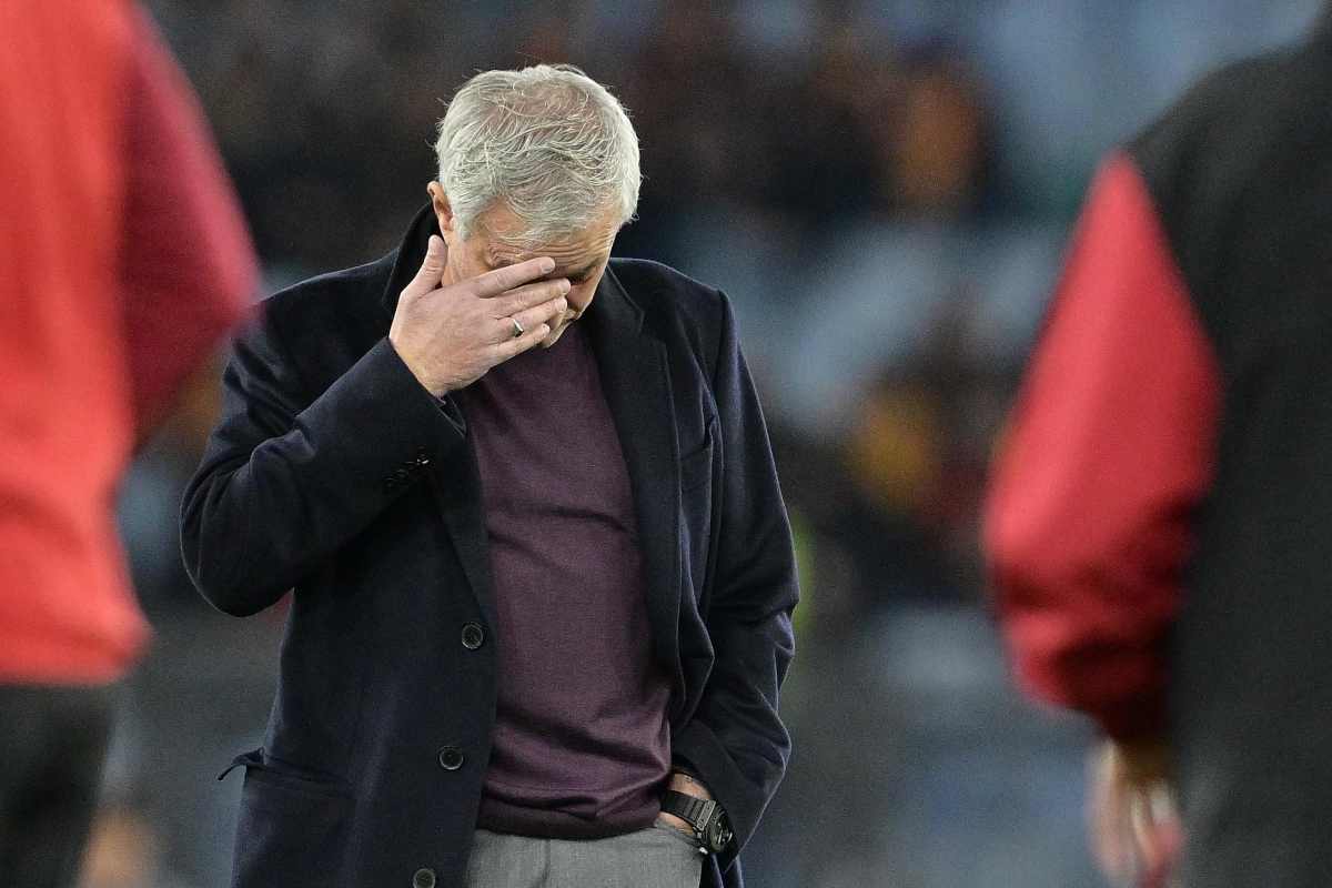 Roma esonero Mourinho