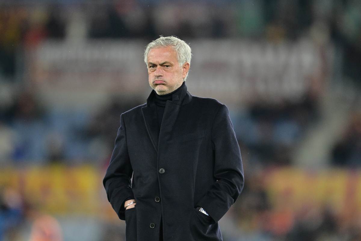 Roma esonero Mourinho