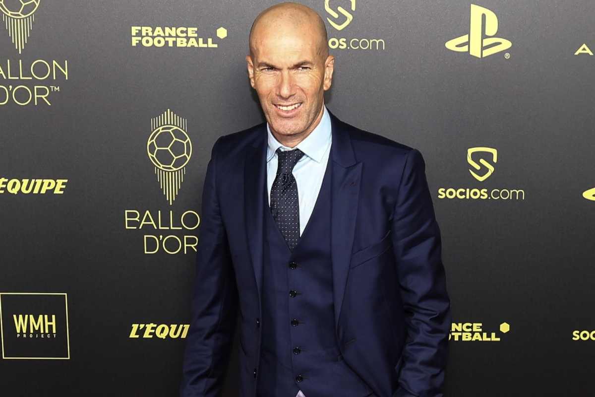 voce clamorosa: Zidane per la panchina