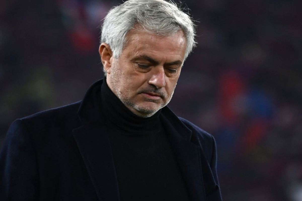 Roma, situazione non semplice: anche Mourinho sotto accusa