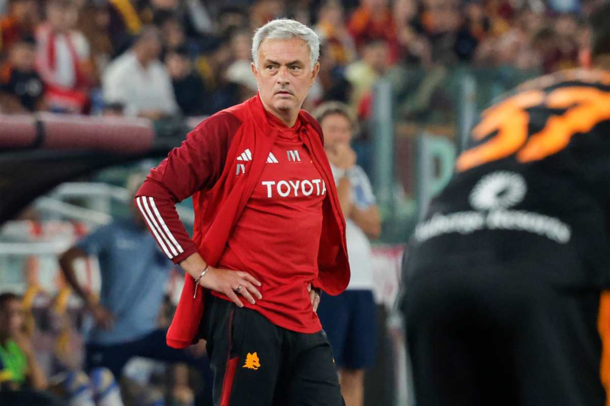 Mourinho è pronto a restare alla Roma e rilancia