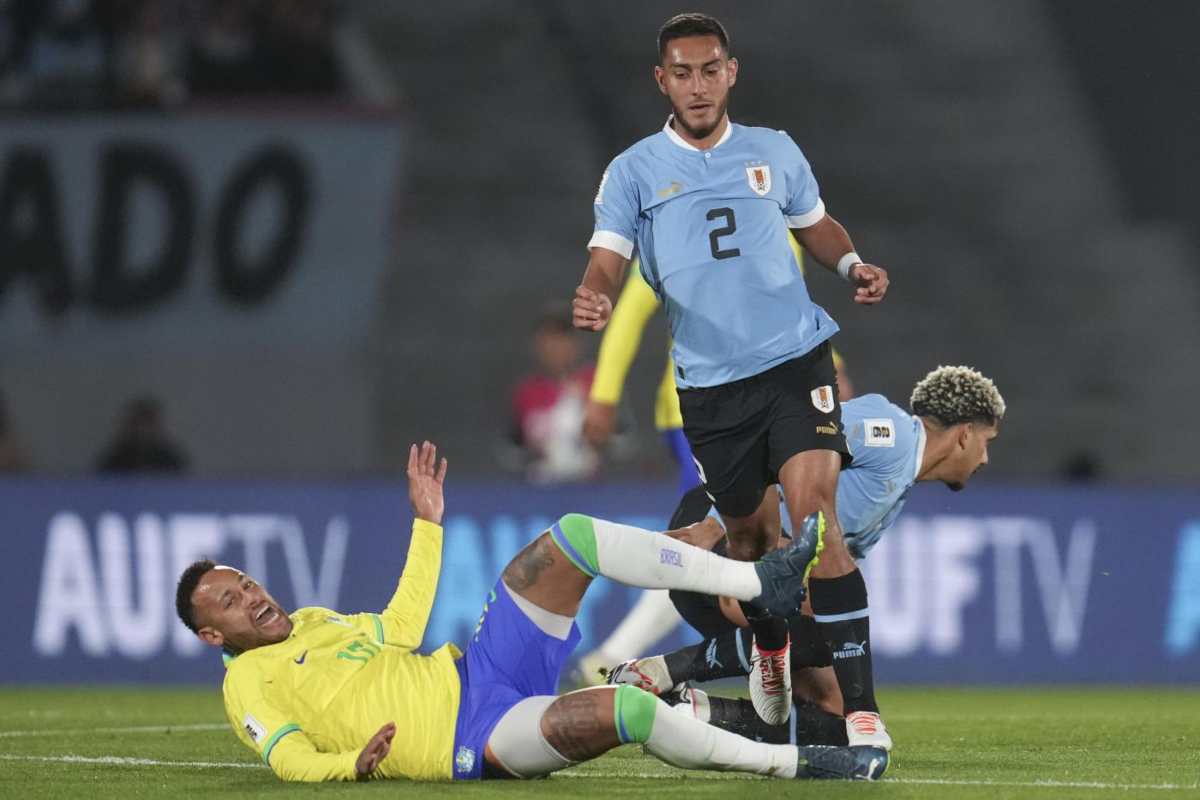 Neymar travolto critiche