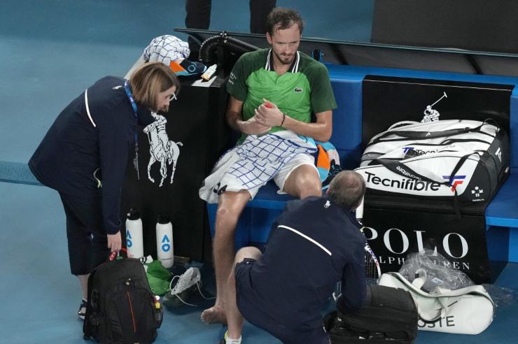 Medvedev ritiro Atp Rotterdam