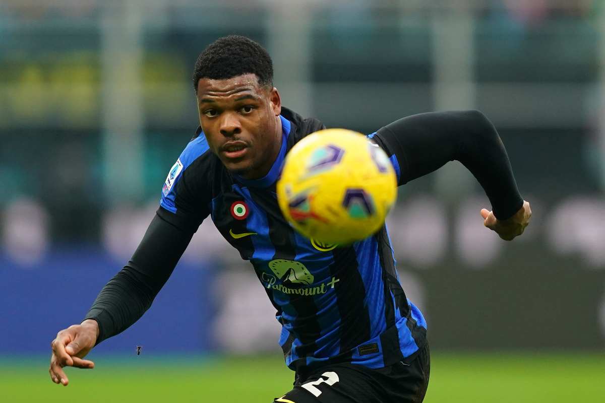 Denzel Dumfries vuole restare all'Inter