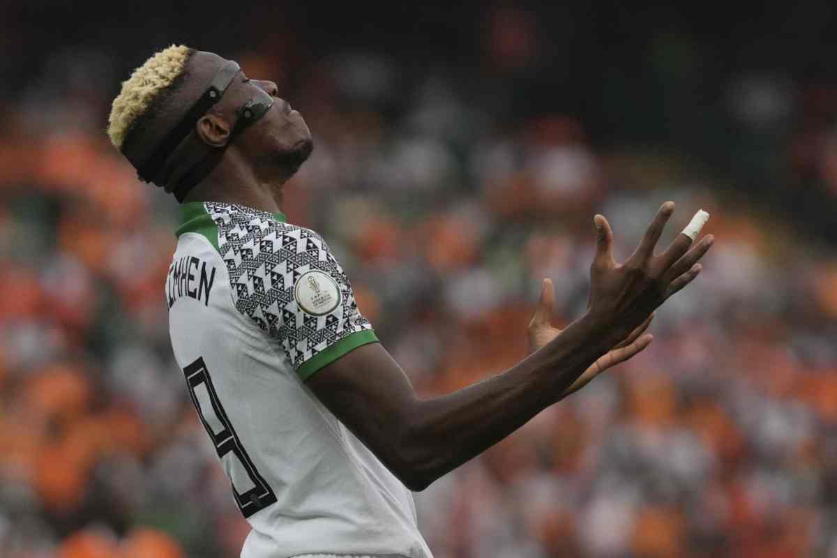 Victor Osimhen rischia di fermarsi in Coppa d'Africa a causa di un infortunio