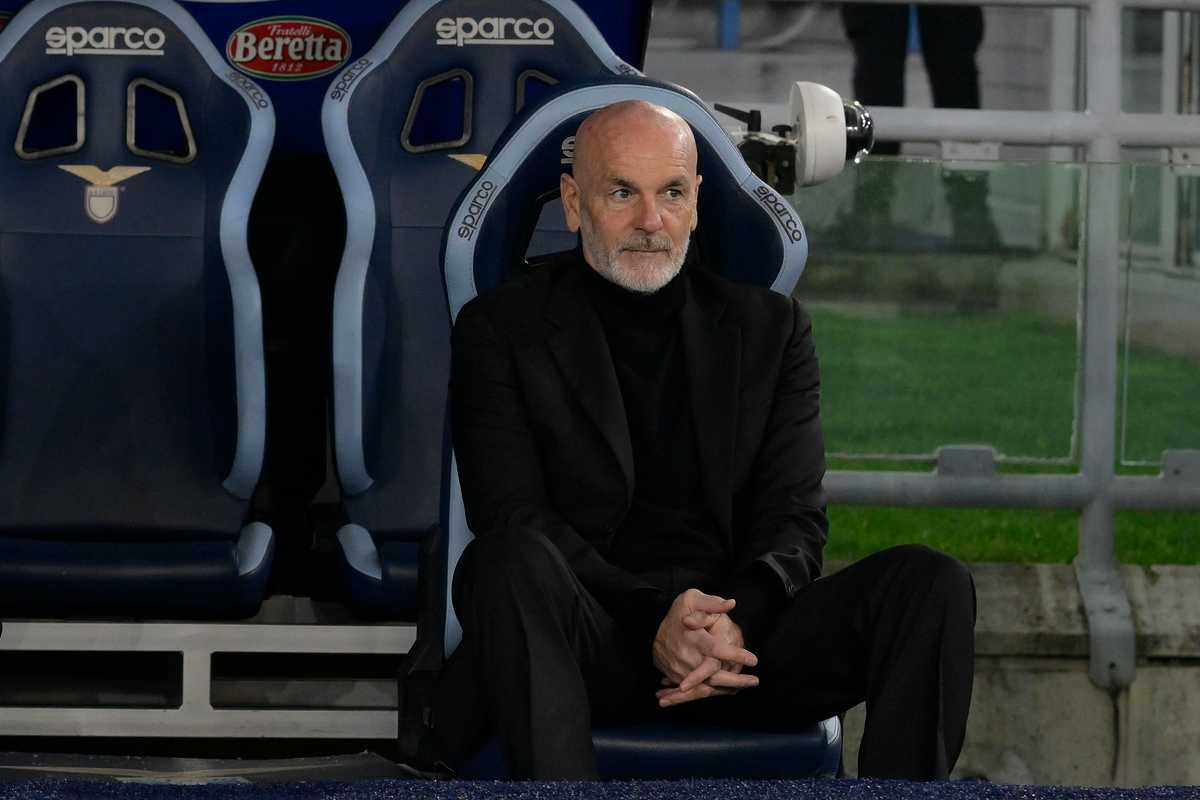 Stefano Pioli sulla panchina della Lazio nel 2025