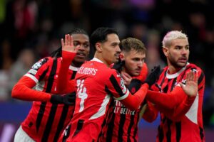 L'esultanza dei giocatori del Milan dopo il gol