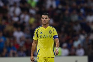 Il fuoriclasse portoghese Cristiano Ronaldo con l'Al Nassr