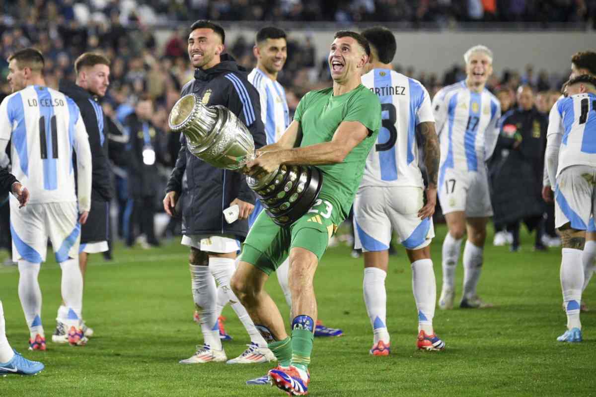 Emiliano Martinez può finire al Napoli