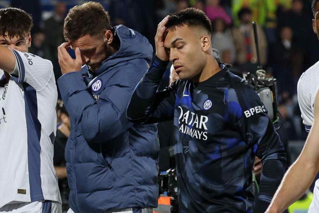 Lautaro Martinez deluso dopo lo scudetto perso