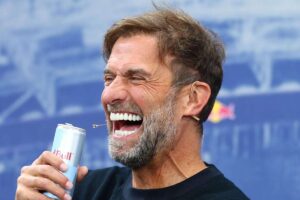 Jurgen Klopp sorride nel corso di un evento