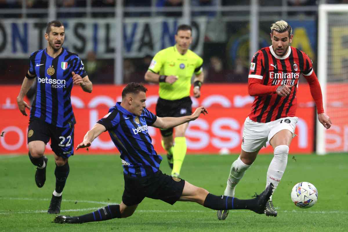 Pavard contrasta Theo Hernandez durante Milan-Inter