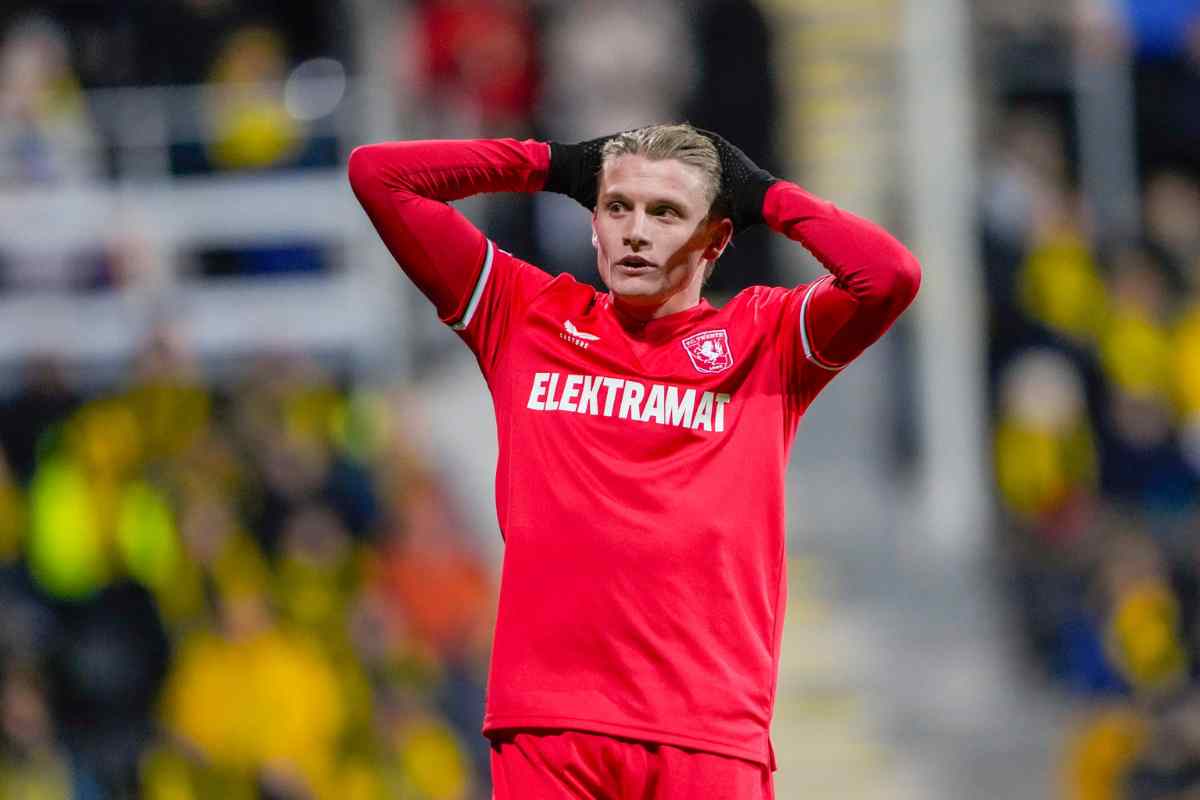Sem Steijn in campo con il Twente