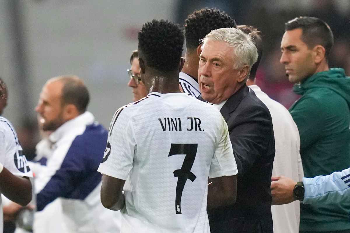 Carlo Ancelotti e Vinicius