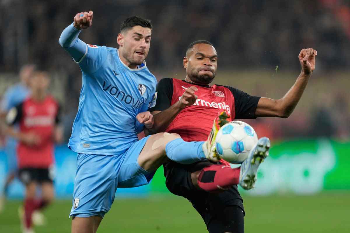 Jonathan Tah in azione in Bayer Leverkusen-Bochum